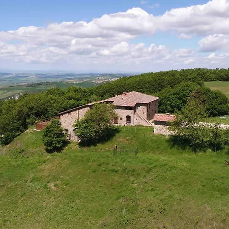 Ipoderi Farm stay *